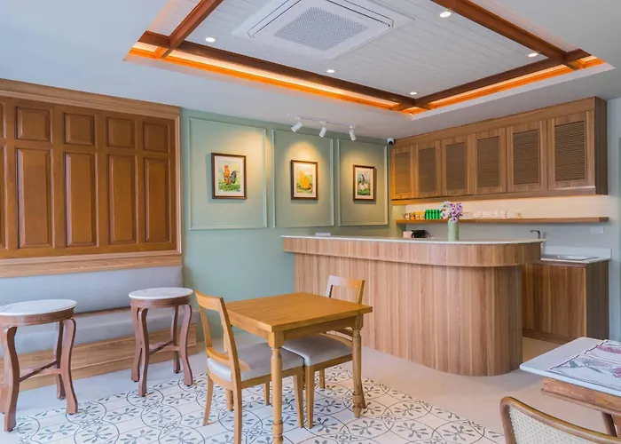 Hotel Tuan Near Wat Arun