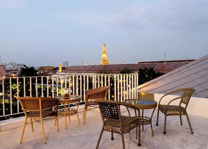 Tuan Near Wat Arun Hotel Bangkok