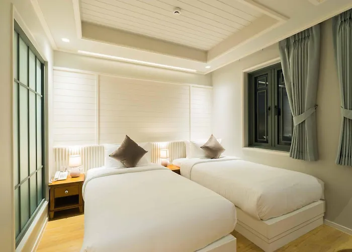 Hotel Tuan Near Wat Arun Bangkok